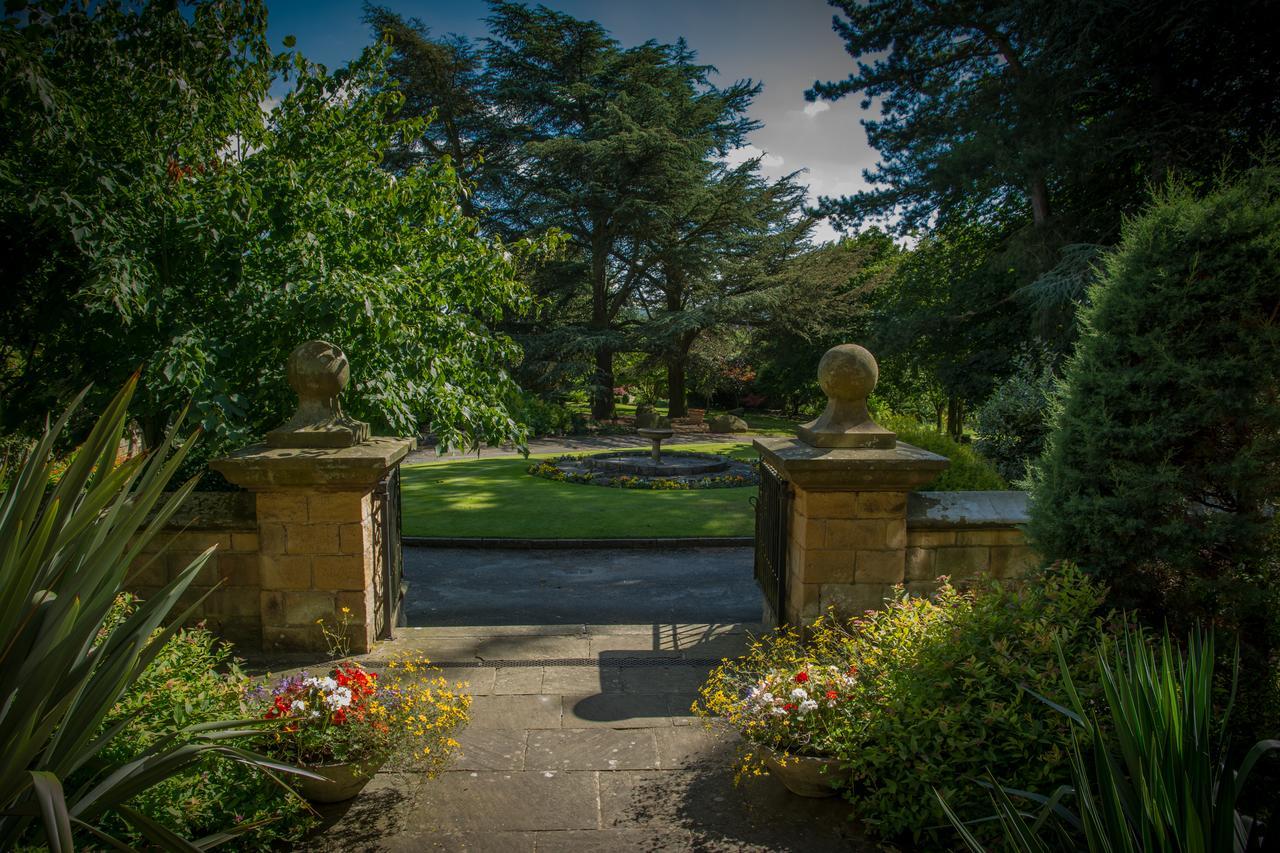 Fischers Baslow Hall - Chatsworth Екстер'єр фото